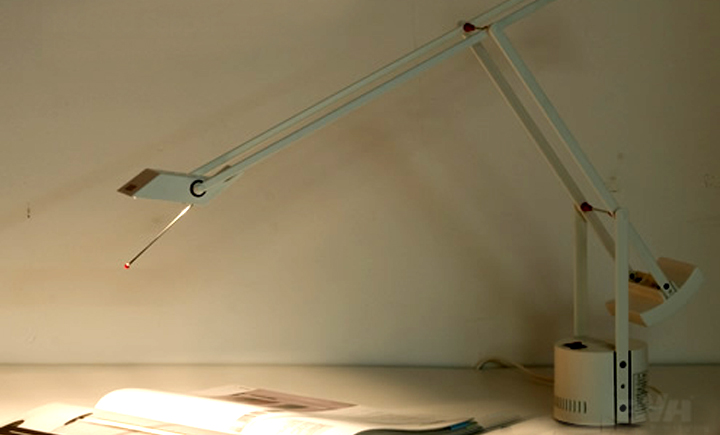 BVH博威灯饰 Tizio 几何力学动态平衡台灯 场景